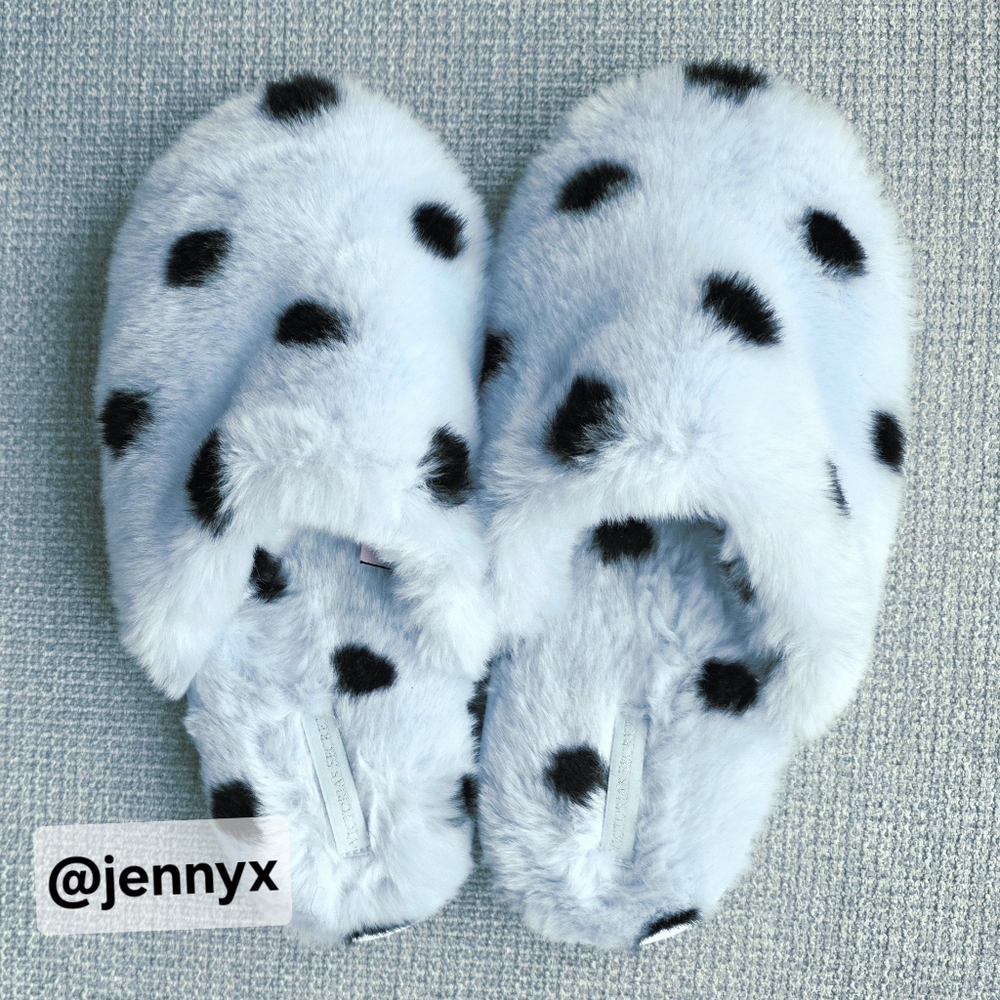 Victoria's Secret Plush Fuzzy Blue With Black Polka Dot Slippers Size Medium